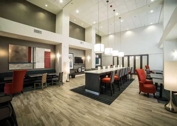 Hampton & Tempe/phoenix Airport, Az 3*