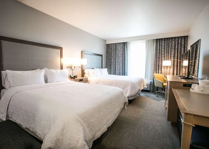 Hampton & Tempe/phoenix Airport, Az 3*